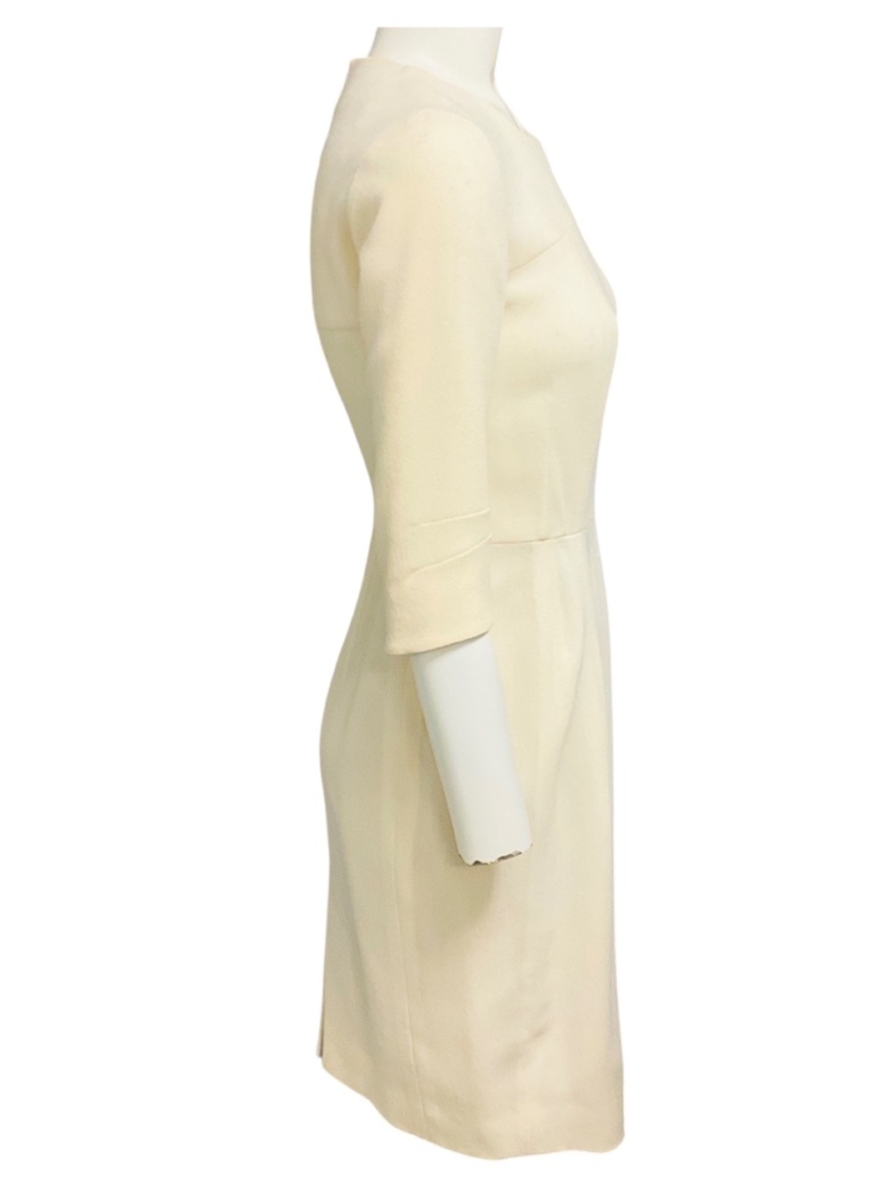 YVES SAINT LAURENT IVORY THREE QUARTER SLEEVED CREPE MIDI DRESS - Picture 2 of 5